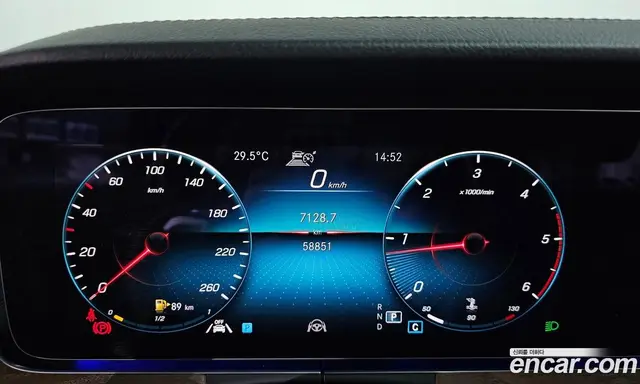 Mercedes-Benz E-Class 2021 1.9 автомат (гидро), миниатюра 8