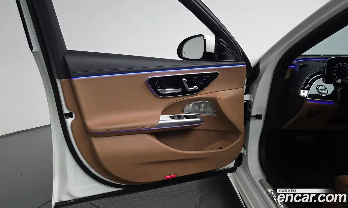 Mercedes-Benz E-Class 2024 3.0 автомат (гидро), фото 13
