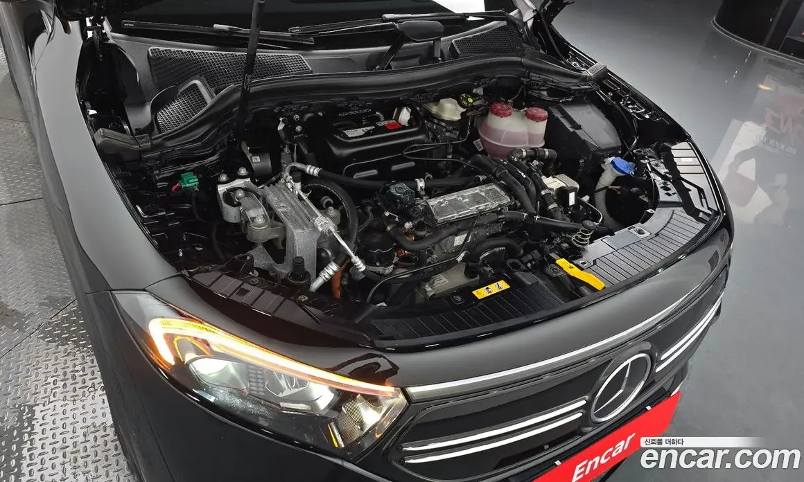Mercedes-Benz EQA 2024 0.2 автомат (гидро), фото 5