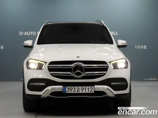 Mercedes-Benz GLE-Class 2022 2.0 автомат (гидро), миниатюра 3