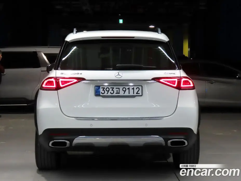 Mercedes-Benz GLE-Class 2022 2.0 автомат (гидро), фото 4