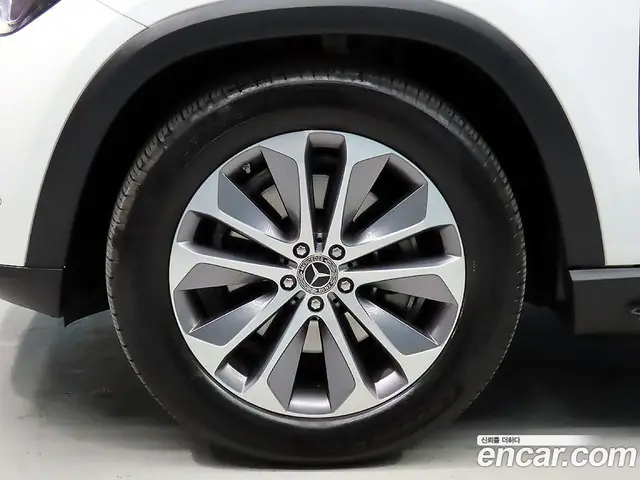 Mercedes-Benz GLE-Class 2022 2.0 автомат (гидро), миниатюра 5