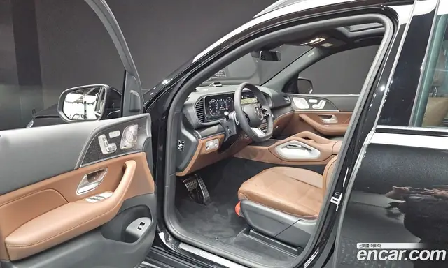 Mercedes-Benz GLS-Class 2026 3.0 автомат (гидро), миниатюра 10