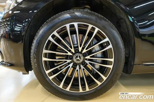 Mercedes-Benz S-Class 2025 3.0 автомат (гидро), миниатюра 5