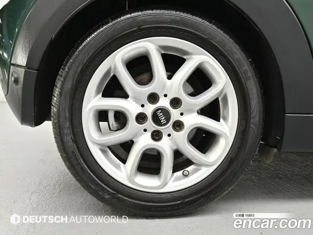 Mini Cooper 2014 1.5 автомат (гидро), миниатюра 5
