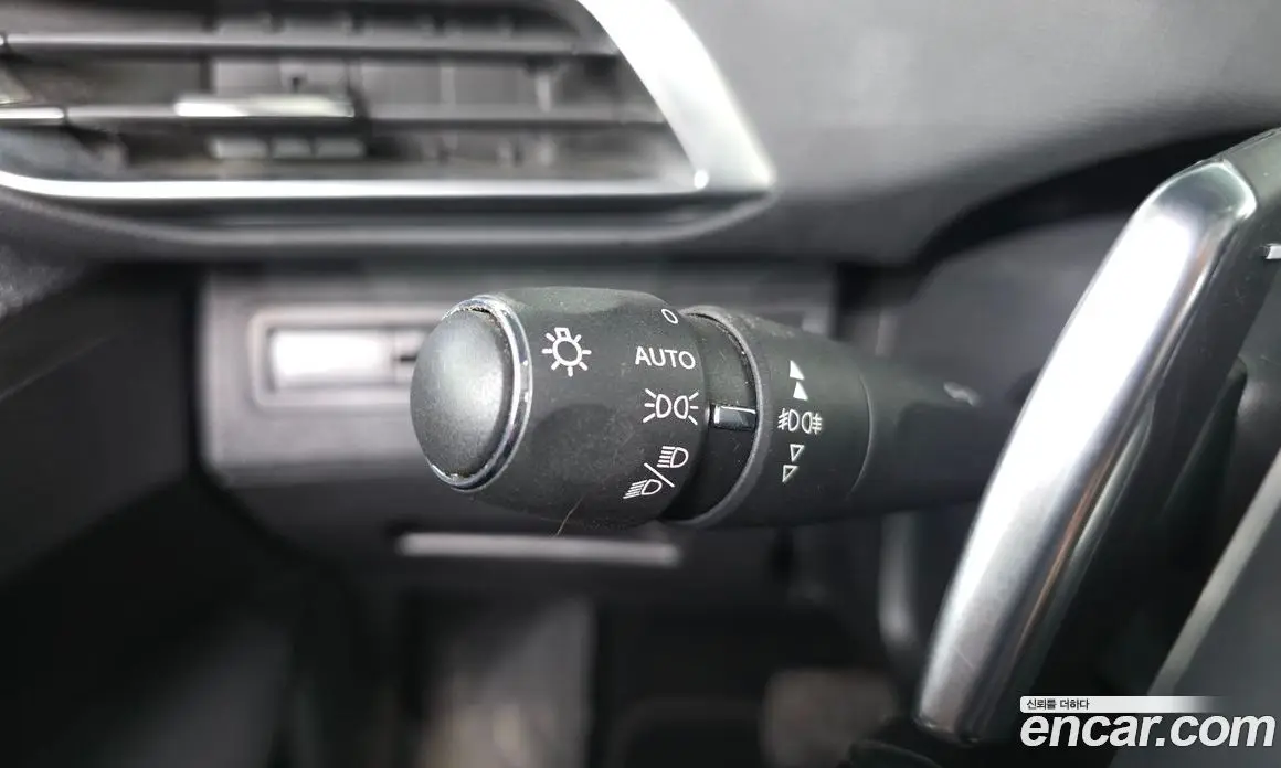 Peugeot 3008 2019 1.5 автомат (гидро), фото 28