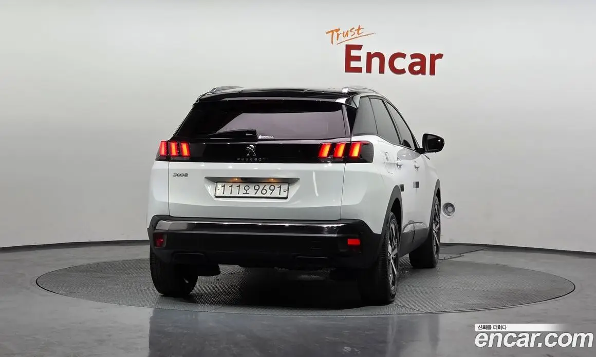 Peugeot 3008 2019 1.5 автомат (гидро), фото 4