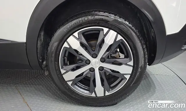 Peugeot 3008 2019 1.5 автомат (гидро), миниатюра 7