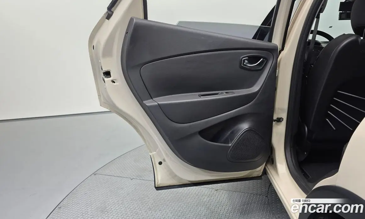 Renault (Samsung) QM3 2015 1.5 автомат (гидро), фото 15