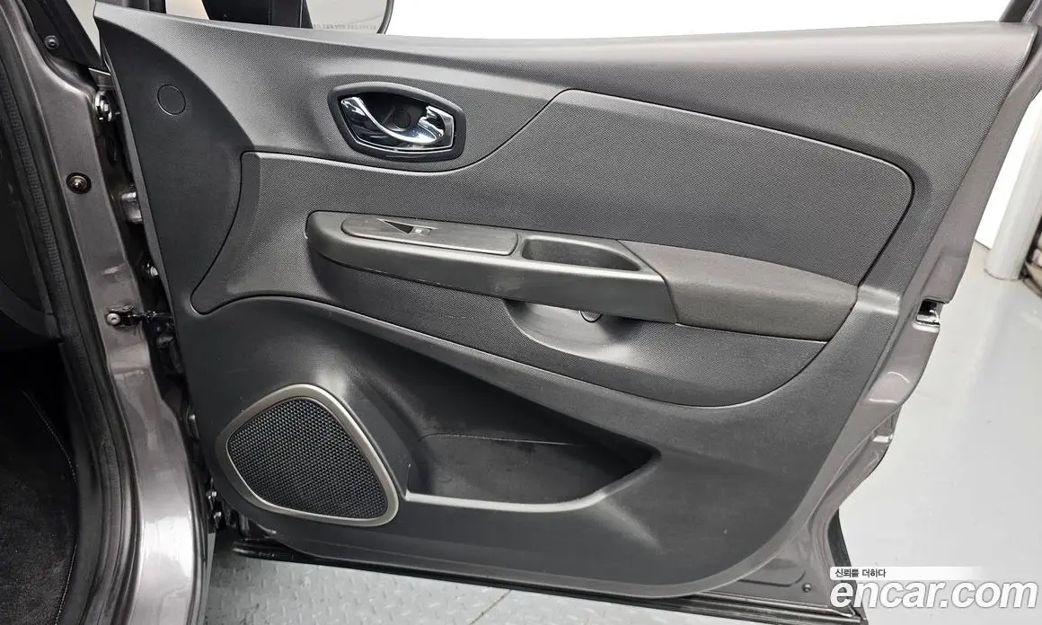 Renault (Samsung) QM3 2015 1.5 автомат (гидро), фото 14
