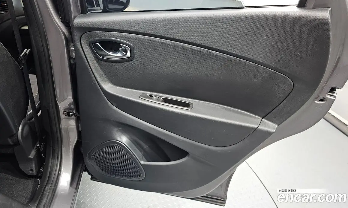 Renault (Samsung) QM3 2015 1.5 автомат (гидро), фото 15