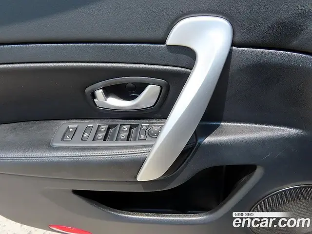 Renault (Samsung) SM5 2018 2.0 автомат (гидро), миниатюра 11