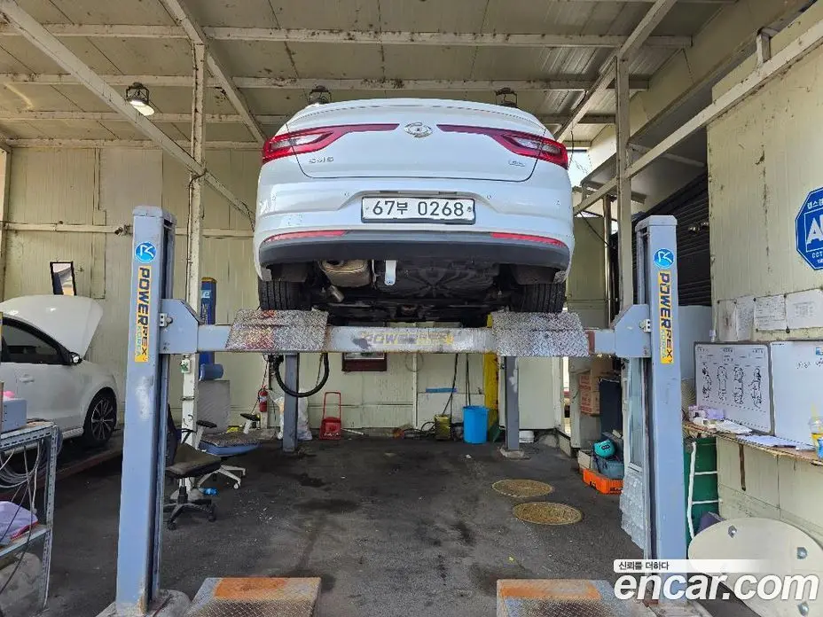 Renault (Samsung) SM6 2016 2.0 автомат (гидро), фото 3
