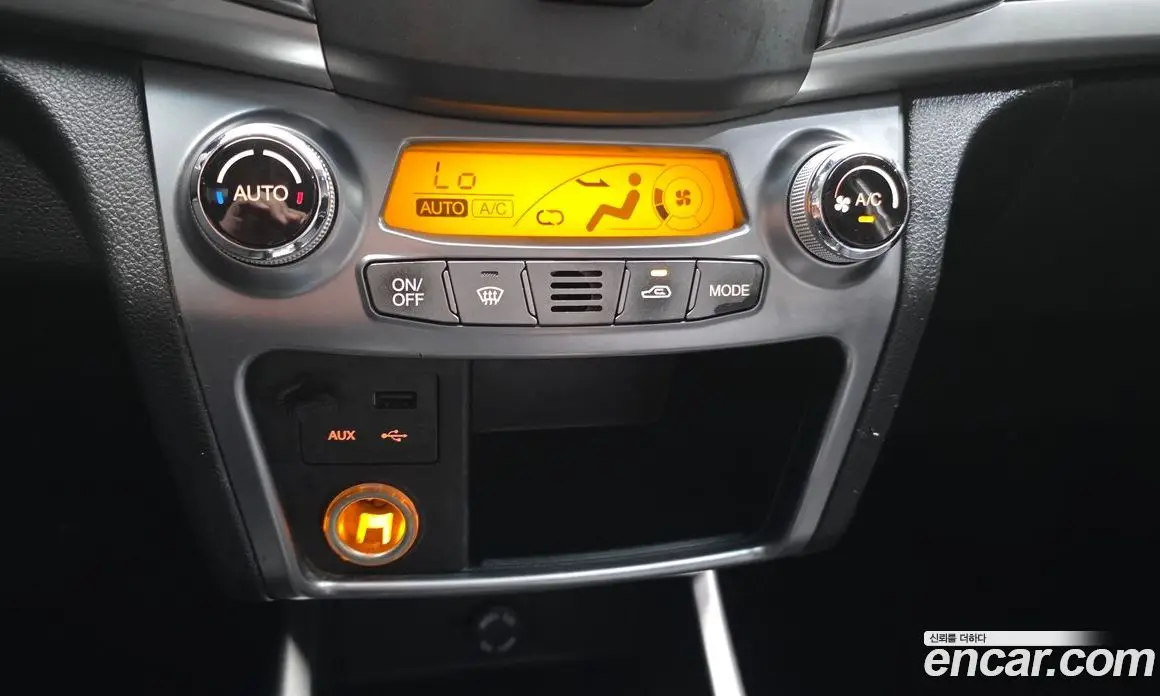 SsangYong Korando 2014 2.0 автомат (гидро), фото 25