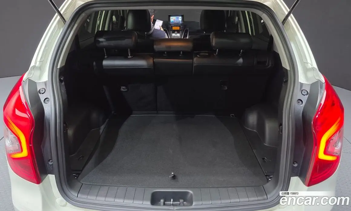 SsangYong Korando 2014 2.0 автомат (гидро), фото 31