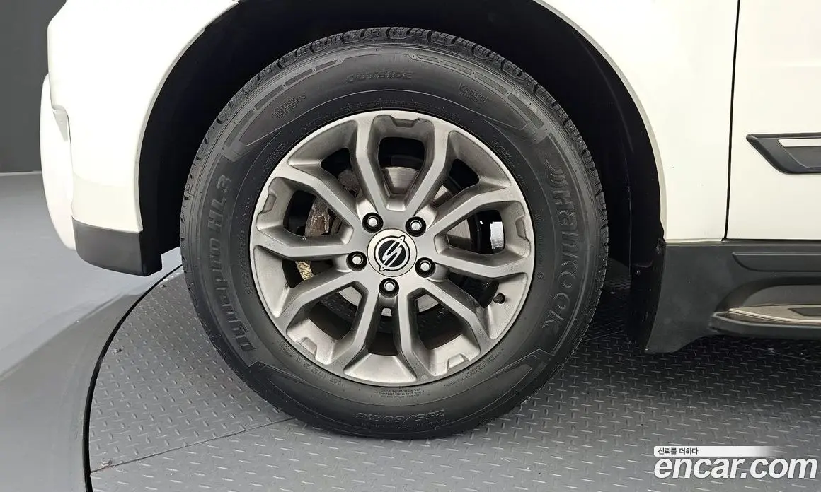 SsangYong Korando 2015 2.0 автомат (гидро), фото 5