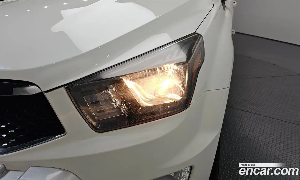 SsangYong Korando 2015 2.0 автомат (гидро), фото 8