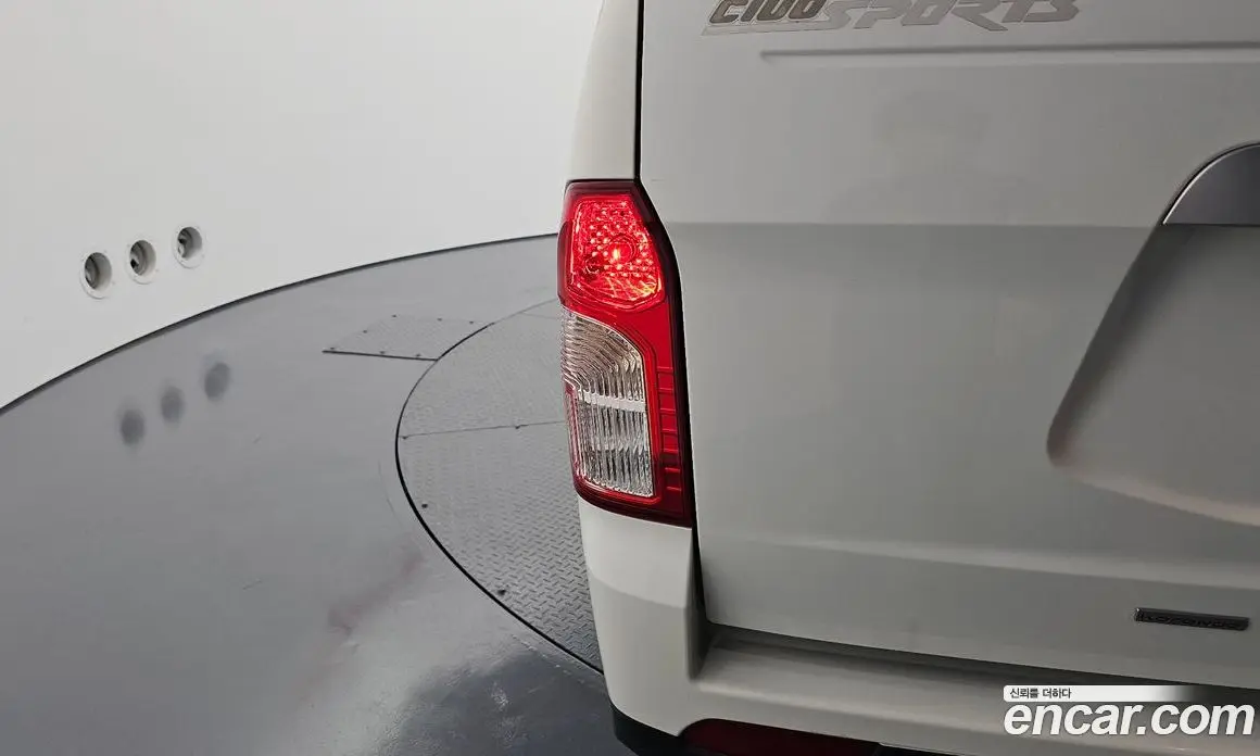 SsangYong Korando 2015 2.0 автомат (гидро), фото 9