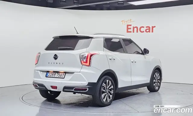 SsangYong TIBOLI 2019 1.6 автомат (гидро), миниатюра 2