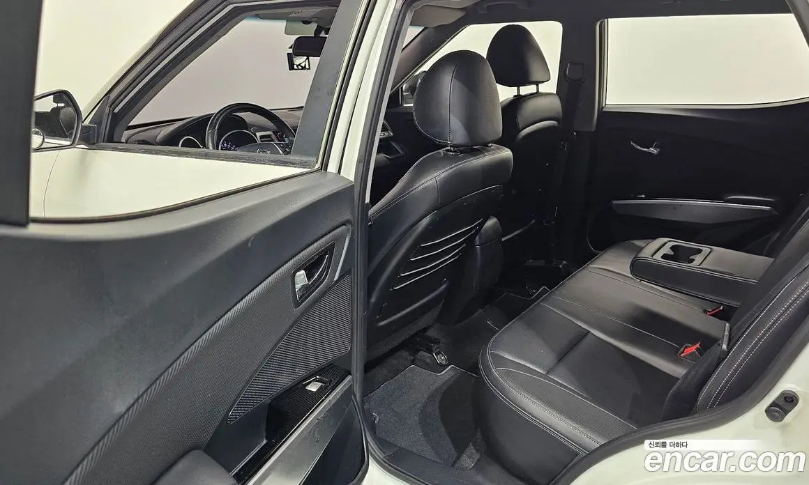 SsangYong TIBOLI 2019 1.6 автомат (гидро), фото 11