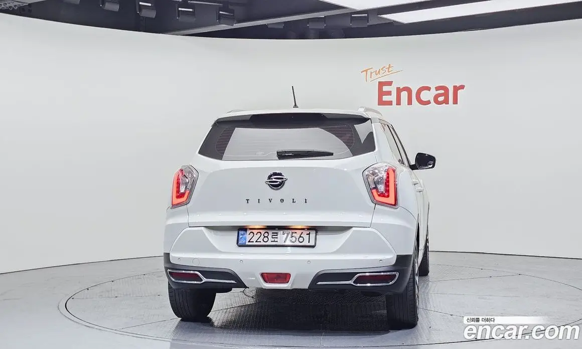 SsangYong TIBOLI 2019 1.6 автомат (гидро), фото 4