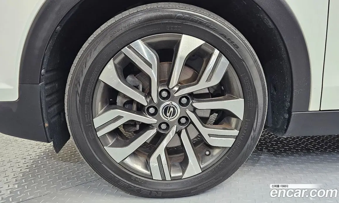 SsangYong TIBOLI 2019 1.6 автомат (гидро), фото 5