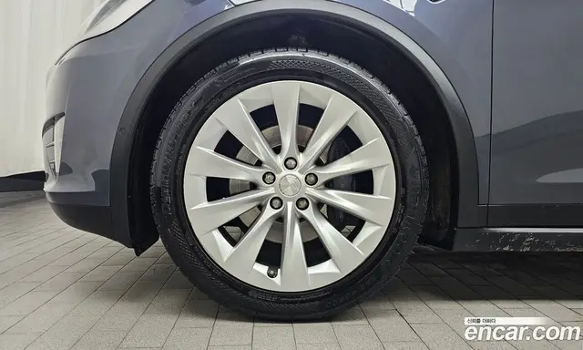 Tesla Model X 2019 0.3 автомат (гидро), миниатюра 5 Tesla Model X 2019 0.3 автомат (гидро), миниатюра 5