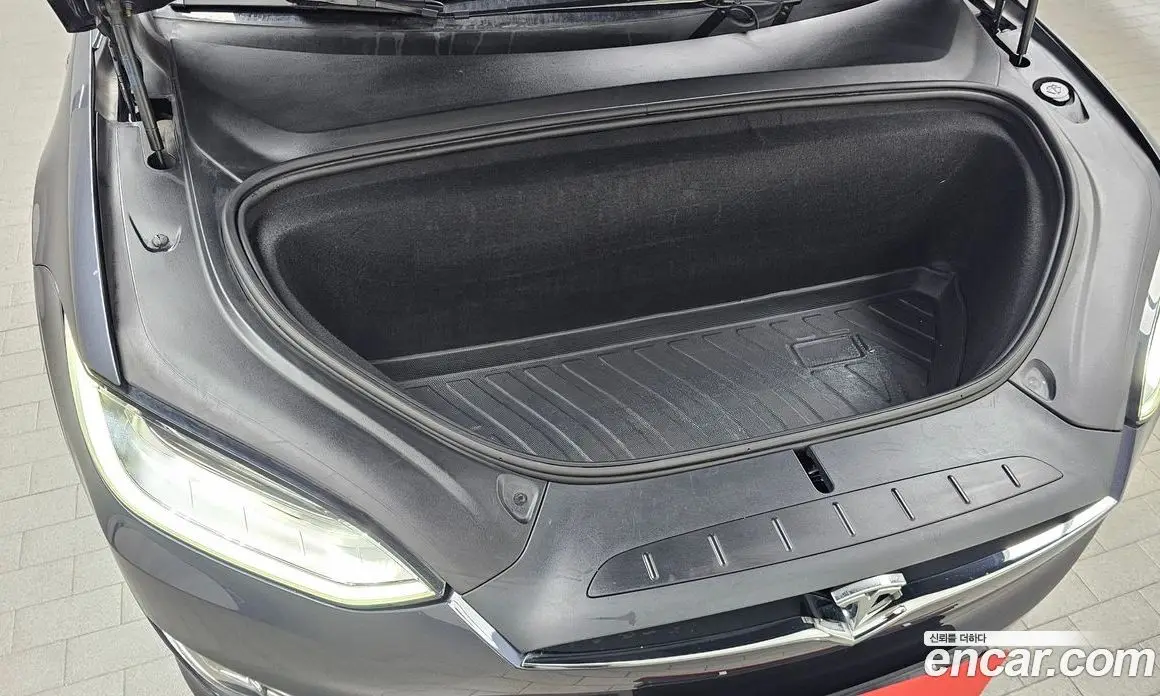 Tesla Model X 2019 0.3 автомат (гидро), фото 6 Tesla Model X 2019 0.3 автомат (гидро), фото 6