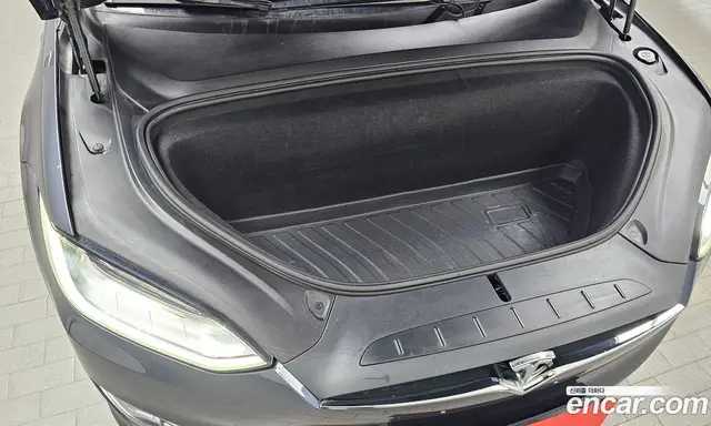Tesla Model X 2019 0.3 автомат (гидро), миниатюра 6 Tesla Model X 2019 0.3 автомат (гидро), миниатюра 6