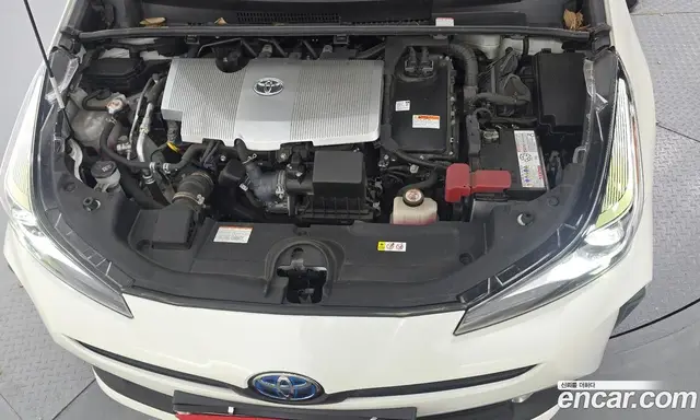 Toyota Prius 2020 1.8 автомат (гидро), миниатюра 6 Toyota Prius 2020 1.8 автомат (гидро), миниатюра 6