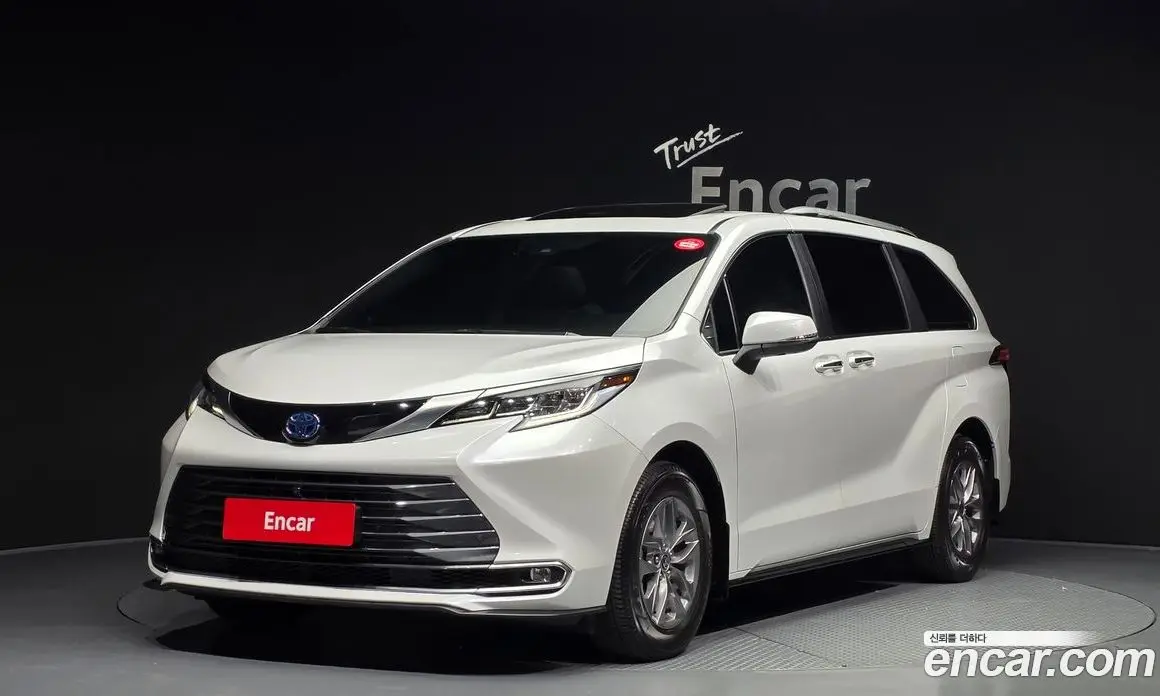 Toyota Sienna 2024 2.5 автомат (гидро), фото 1 Toyota Sienna 2024 2.5 автомат (гидро), фото 1
