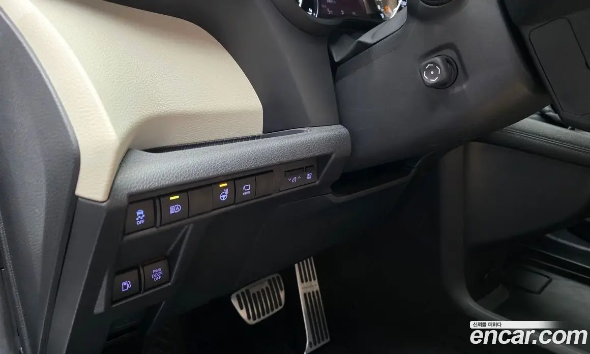 Toyota Sienna 2024 2.5 автомат (гидро), фото 18 Toyota Sienna 2024 2.5 автомат (гидро), фото 18