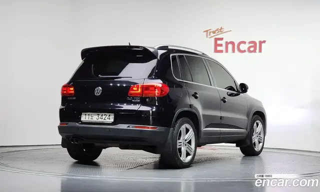Volkswagen Tiguan 2015 2.0 автомат (гидро), миниатюра 2