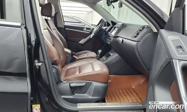 Volkswagen Tiguan 2015 2.0 автомат (гидро), миниатюра 11