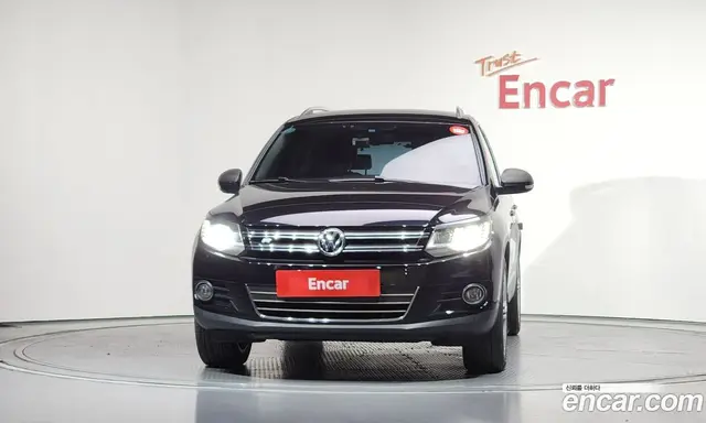Volkswagen Tiguan 2015 2.0 автомат (гидро), миниатюра 3