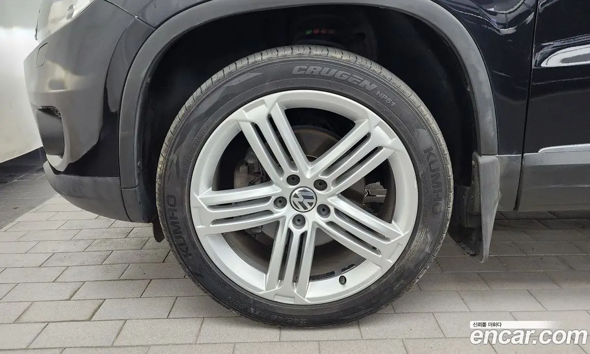 Volkswagen Tiguan 2015 2.0 автомат (гидро), фото 5