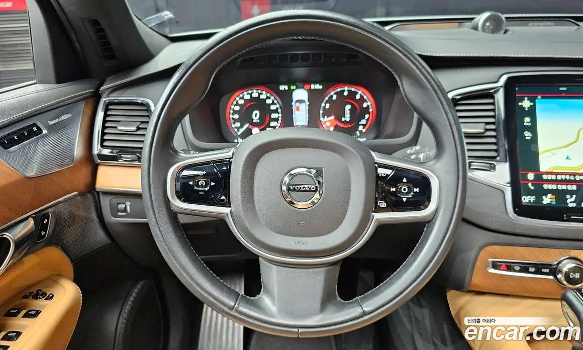 Volvo XC90 2019 2.0 автомат (гидро), фото 13