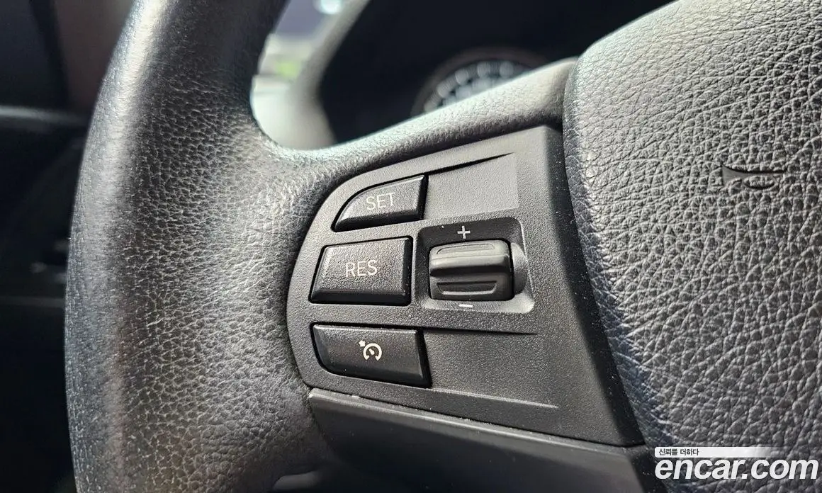BMW 1 серия 2018 2.0 автомат (гидро), фото 18