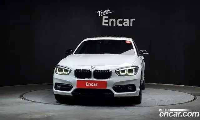 BMW 1 серия 2018 2.0 автомат (гидро), миниатюра 3