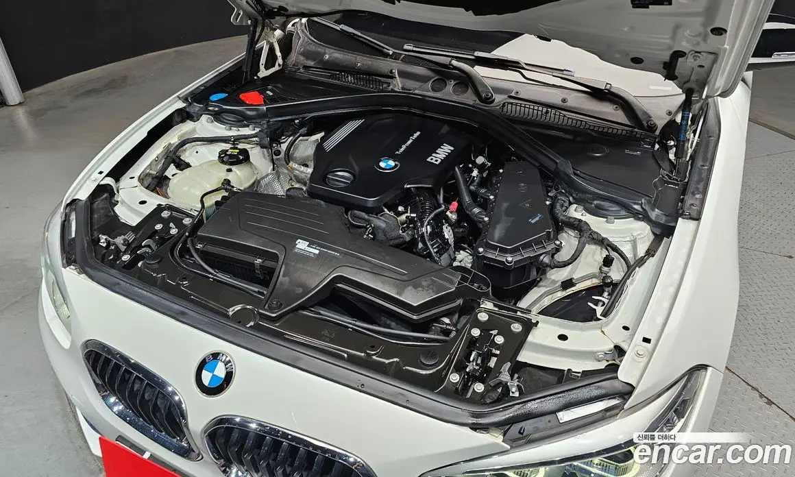 BMW 1 серия 2018 2.0 автомат (гидро), фото 6