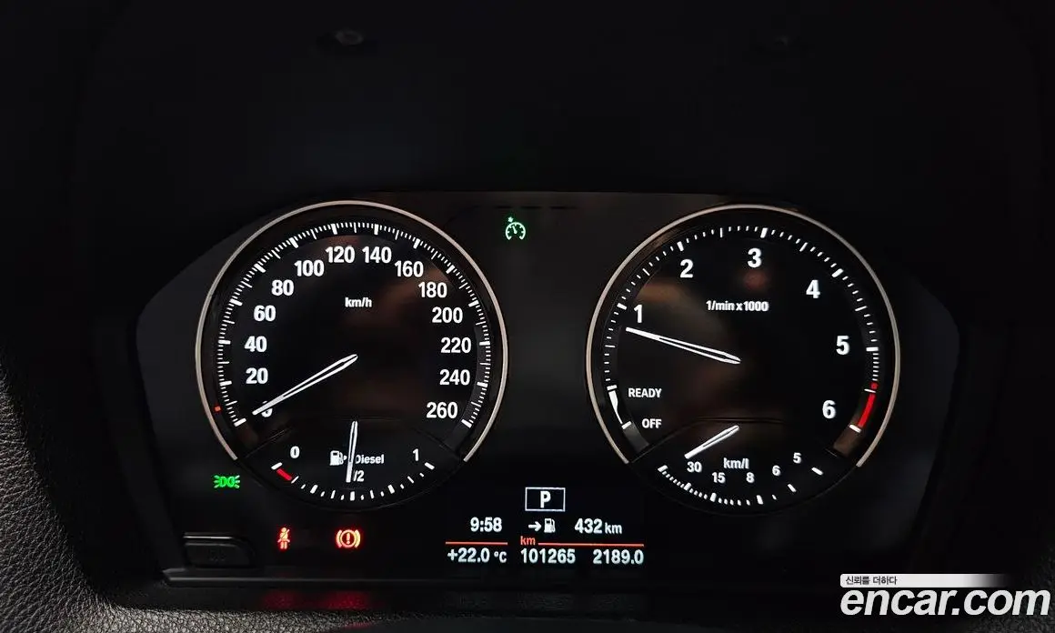 BMW 1 серия 2018 2.0 автомат (гидро), фото 8