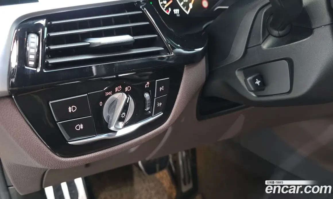 BMW 5 серия 2019 2.0 автомат (гидро), фото 21