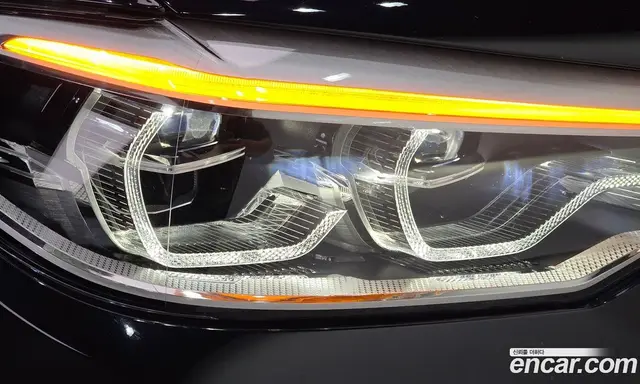 BMW 5 серия 2019 2.0 автомат (гидро), миниатюра 8