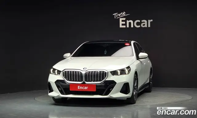 BMW 5 серия 2023 2.0 автомат (гидро), миниатюра 3