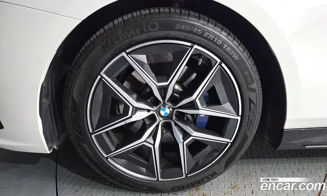 BMW 5 серия 2023 2.0 автомат (гидро), миниатюра 5