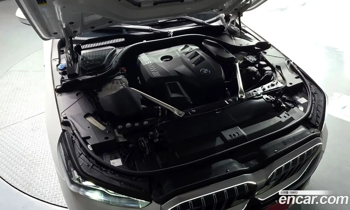 BMW 5 серия 2023 2.0 автомат (гидро), фото 6