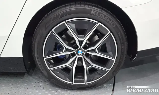 BMW 5 серия 2023 2.0 автомат (гидро), миниатюра 7