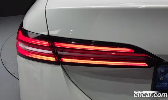 BMW 5 серия 2023 2.0 автомат (гидро), миниатюра 9