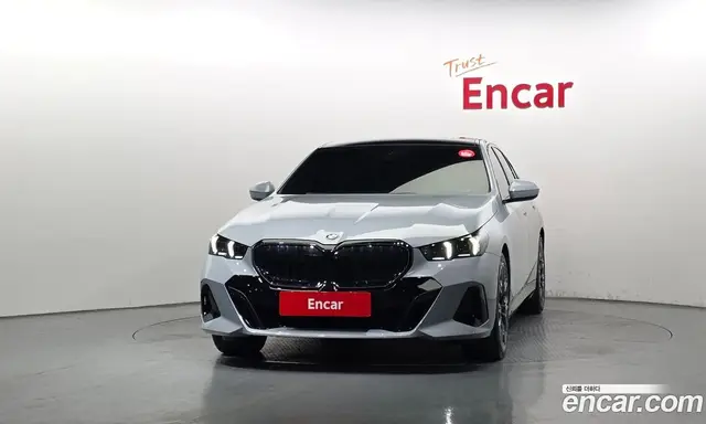 BMW 5 серия 2025 2.0 автомат (гидро), миниатюра 3