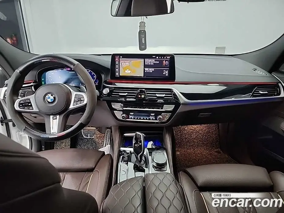 BMW 6 серия 2023 3.0 автомат (гидро), фото 7